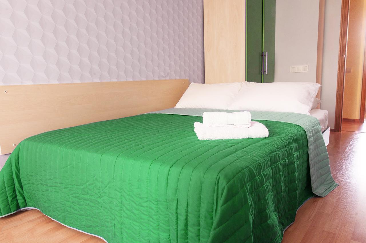 Luxury 3 Rooms Apartments In Center By Green House Poltava Kültér fotó